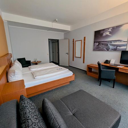 Dlrg Tagungszentrum Hotel Delphin Bad Nenndorf Exteriör bild