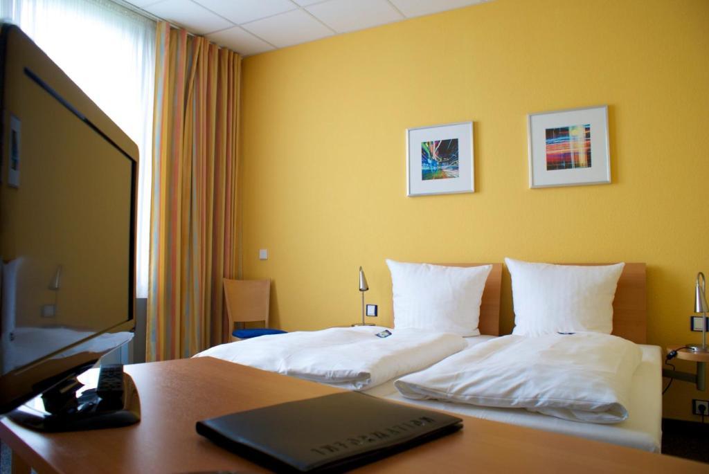 Dlrg Tagungszentrum Hotel Delphin Bad Nenndorf Rum bild